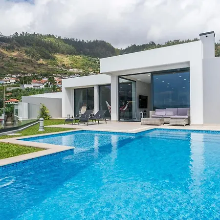 Pearl Of By An Island Holiday home *