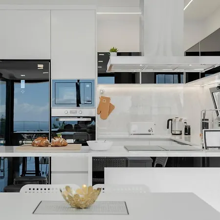 Holiday home Pearl Of Calheta By An Island *